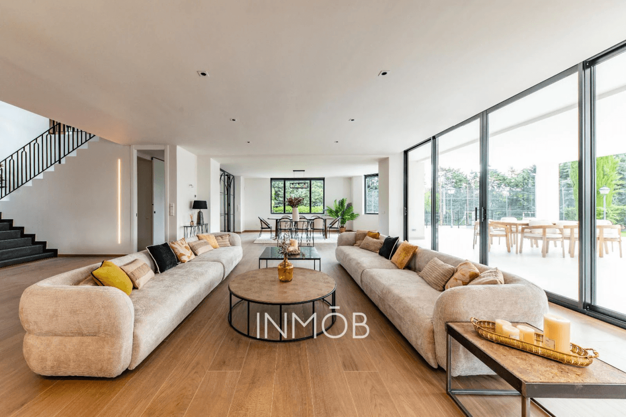 DISTINGUIDO CHALET DE LUJO A ESTRENAR URBANIZACION LAS LOMAS