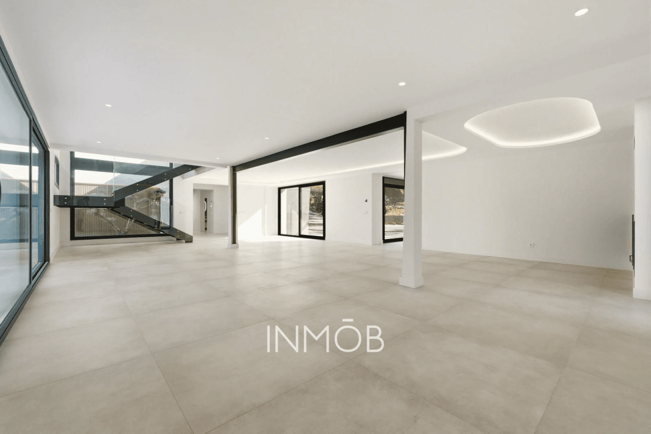 CASA SELLA - ARQUITECTURA CONTEMPORANEA en LAS LOMAS
