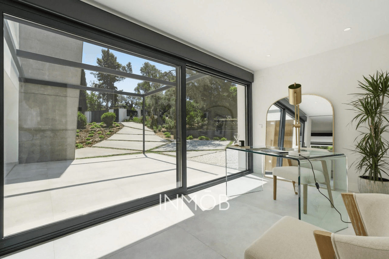 CASA SELLA - ARQUITECTURA CONTEMPORANEA en LAS LOMAS