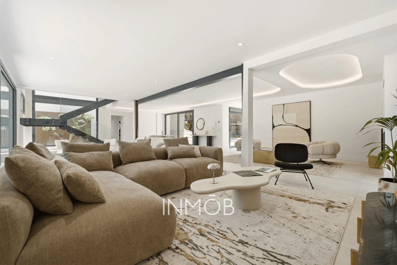 CASA SELLA - ARQUITECTURA CONTEMPORANEA en LAS LOMAS